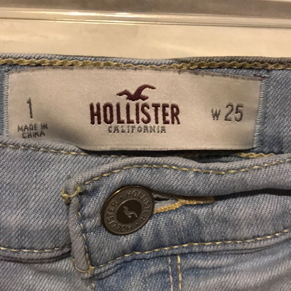 Hollister light colored denim shorts - SZ 1 - Picture 3 of 3